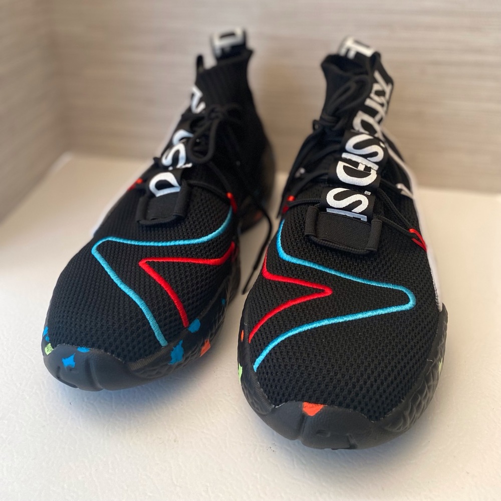 Men’s shoes